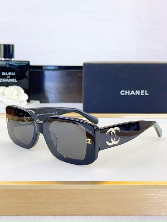 Picture of Chanel Sunglasses _SKUfw80048853fw